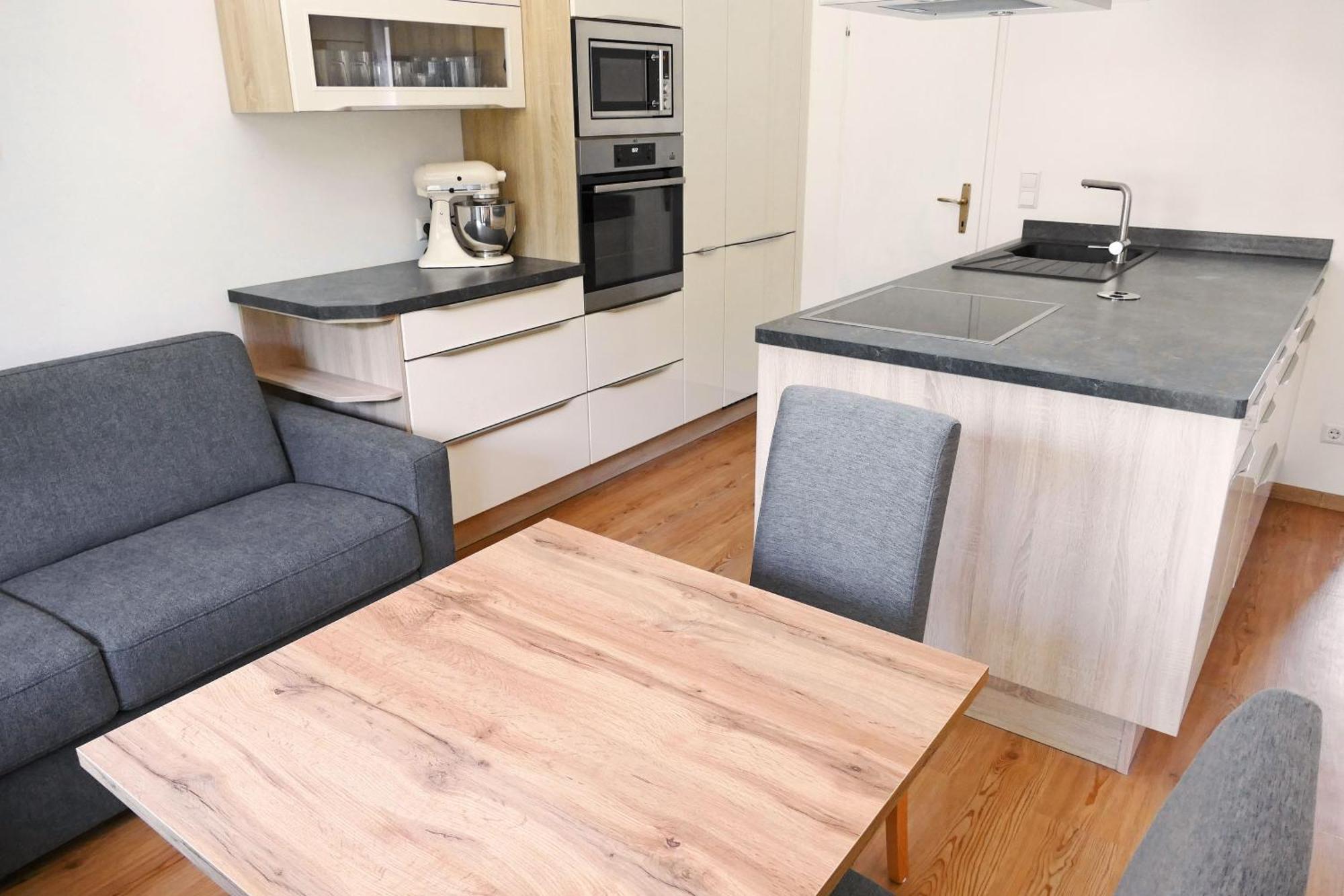 Appartement Mauterndorf เมาเทิร์นดอร์ฟ ภายนอก รูปภาพ
